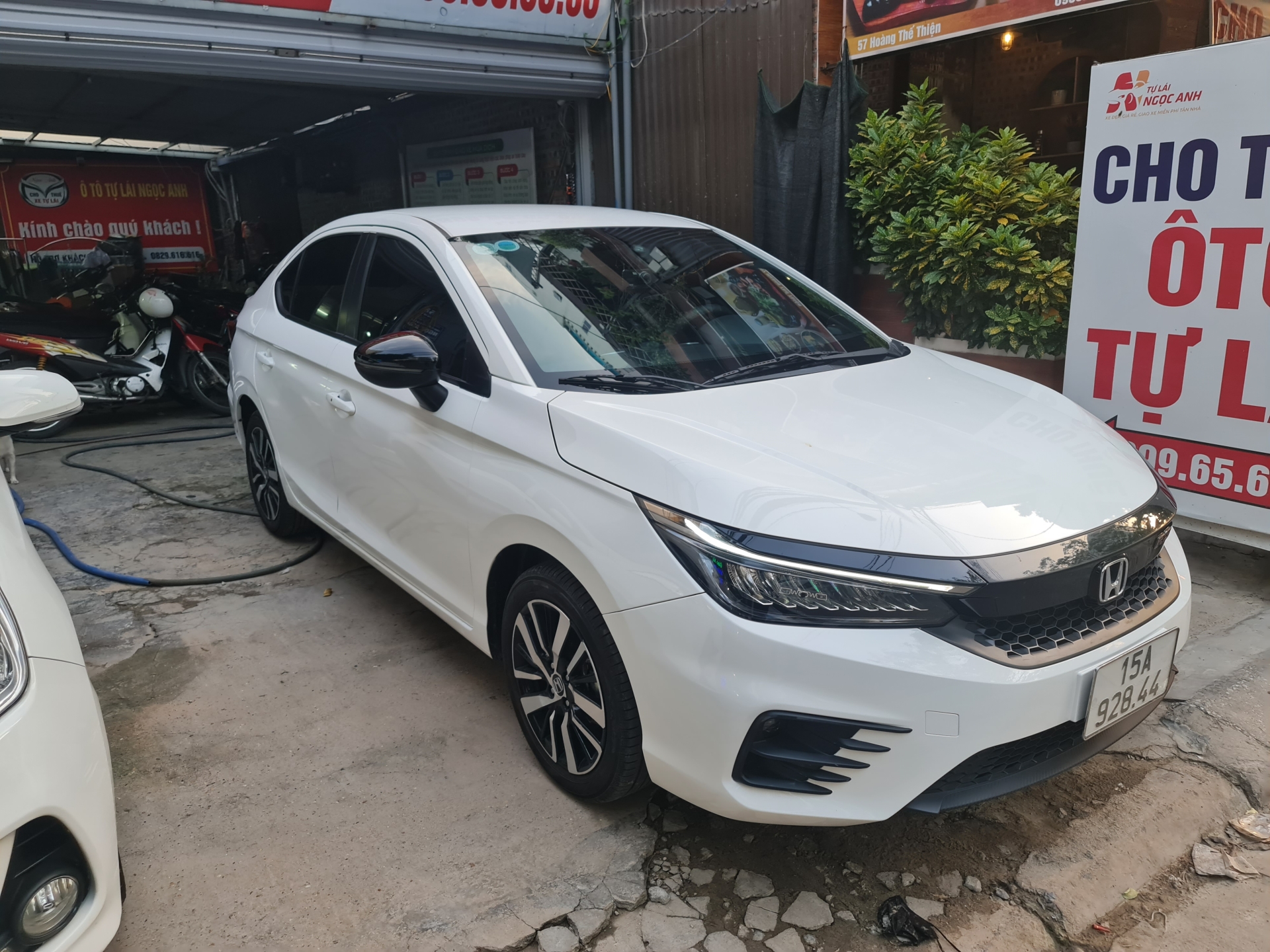 Giá sốc! Thuê xe tự lái 400k – Có thật không hay chỉ là chiêu trò?