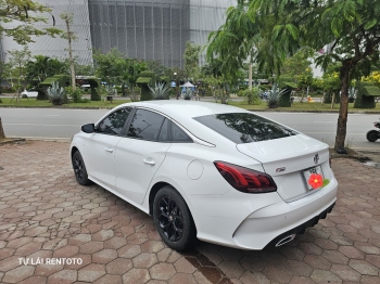 cho thuê xe MG5 tự lái